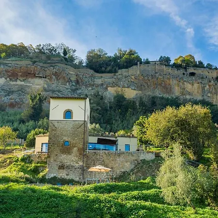 Podere Torre Delle Sorgenti 4, Emma Orvieto