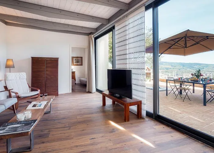 Podere Torre Delle Sorgenti 4, Emma 度假居 *